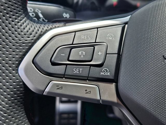 New 2026 Volkswagen GTI SE FWD image 23