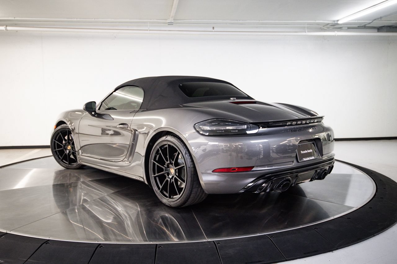 Certified 2025 Porsche 718 Boxster GTS RWD image 3