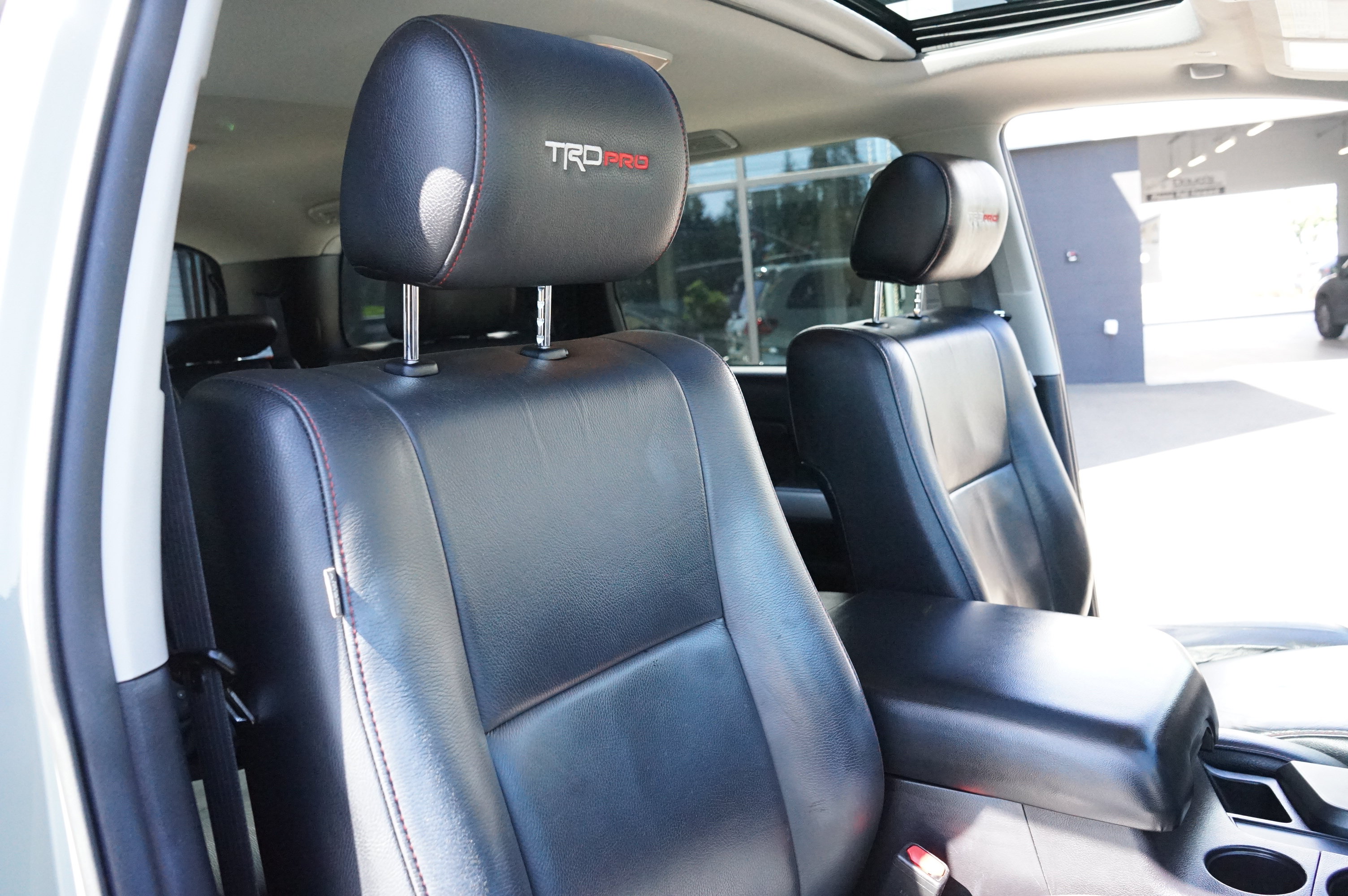 Used 2021 Toyota Sequoia TRD Pro AWD/4WD image 21