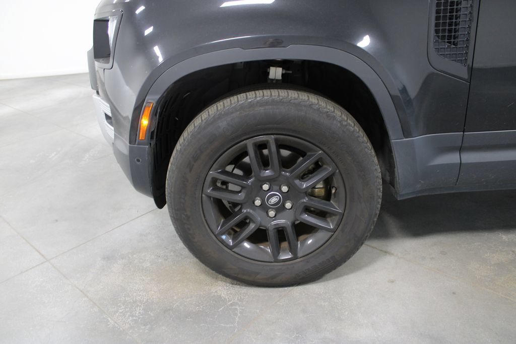 Used 2025 Land Rover Defender 110 S AWD/4WD image 12