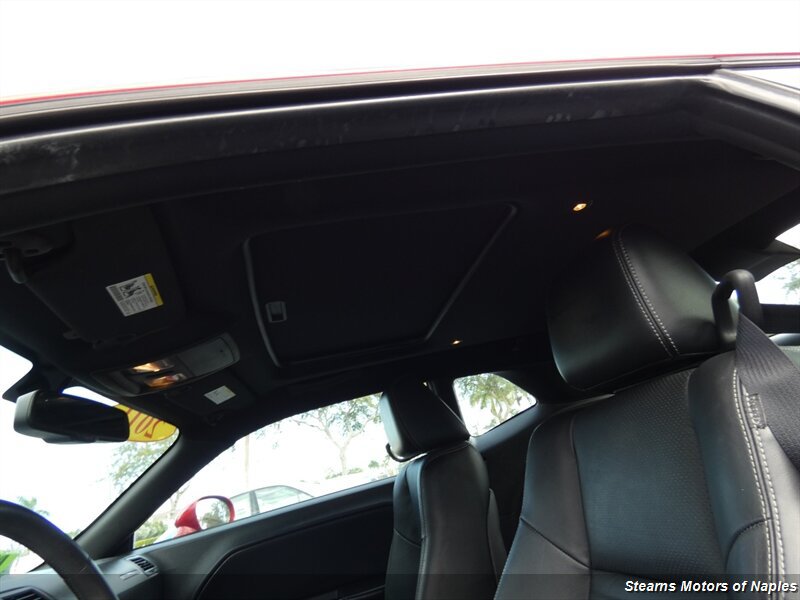 Used 2011 Dodge Challenger RWD image 35