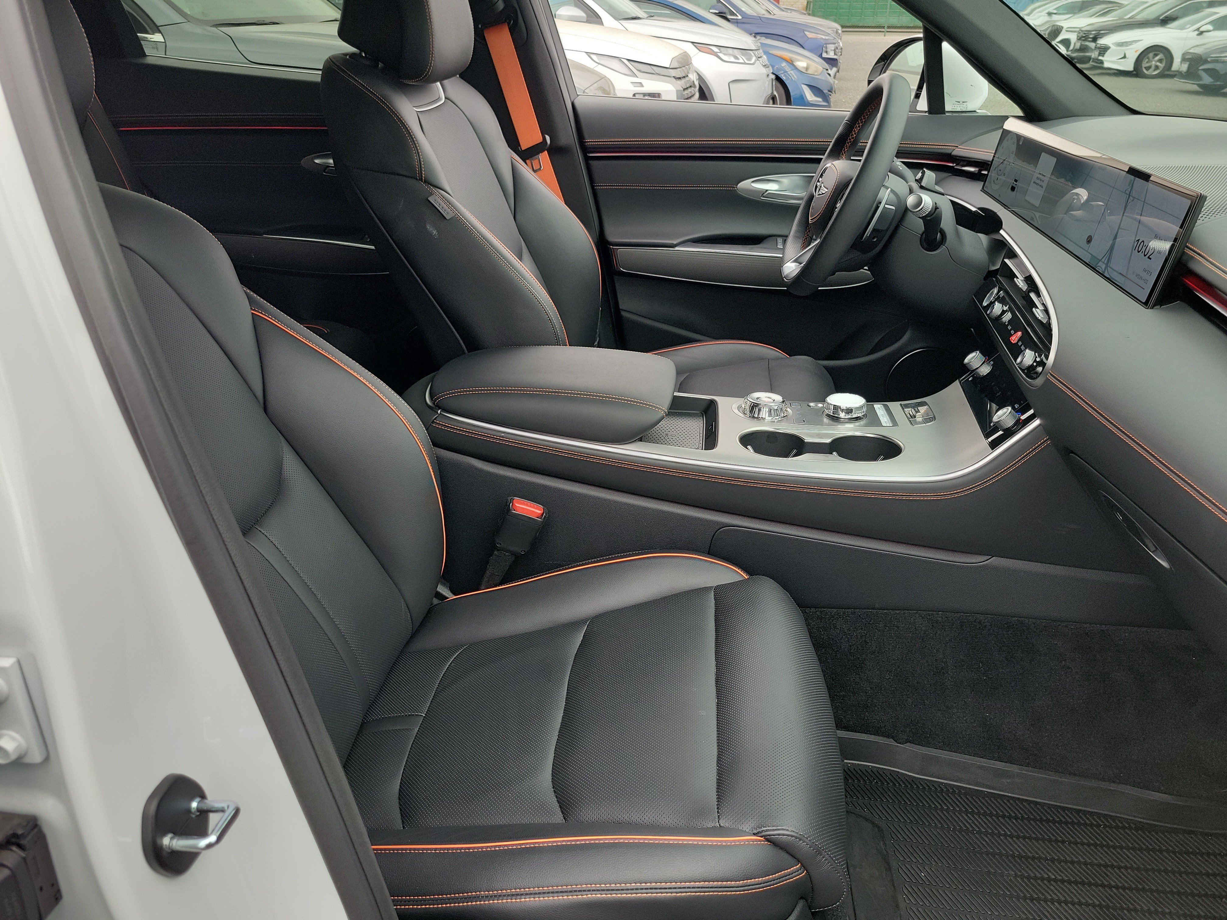 Certified 2026 Genesis GV70 3.5T Sport Advanced AWD/4WD image 20