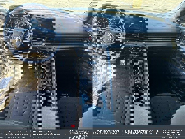 Used 2025 Hyundai Elantra SEL image 13