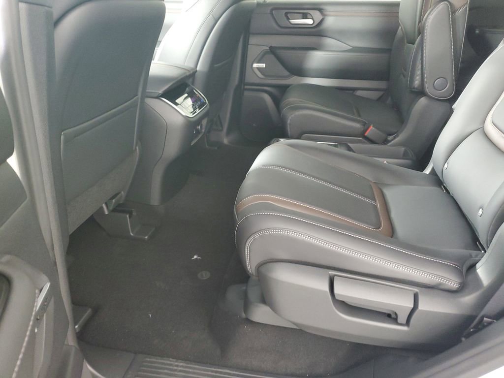 New 2026 Nissan Armada SL w/ Captain's Chari Seat Package image 13