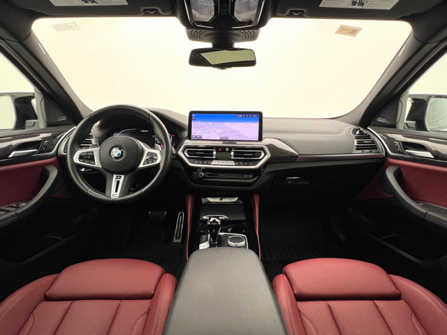 Certified 2025 BMW X4 M40i w/ Premium Package AWD/4WD image 23