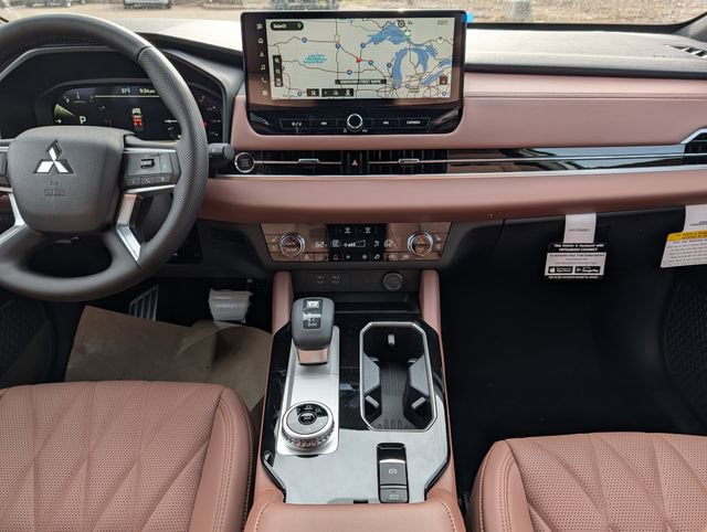 New 2026 Mitsubishi Outlander SEL image 7