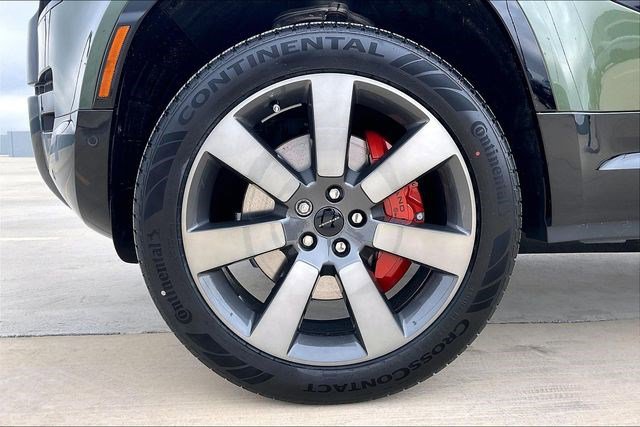 New 2026 Land Rover Defender 110 X image 15