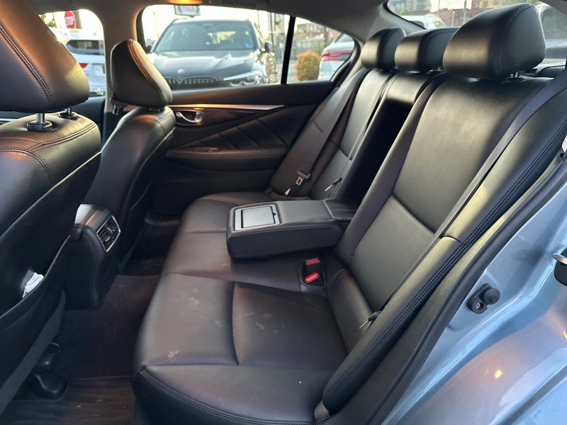 Used 2019 INFINITI Q50 Luxe w/ Essential Package (3.0T Luxe) image 31