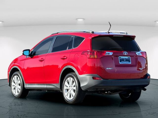 Used 2015 Toyota RAV4 Limited w/ Technology Package AWD/4WD image 4