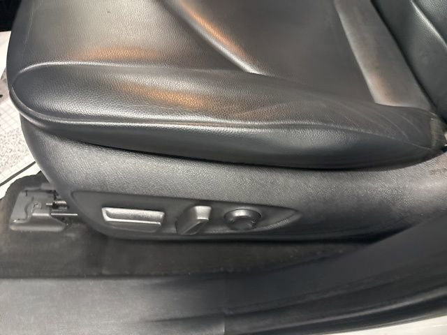 Used 2023 Toyota Highlander XLE image 19