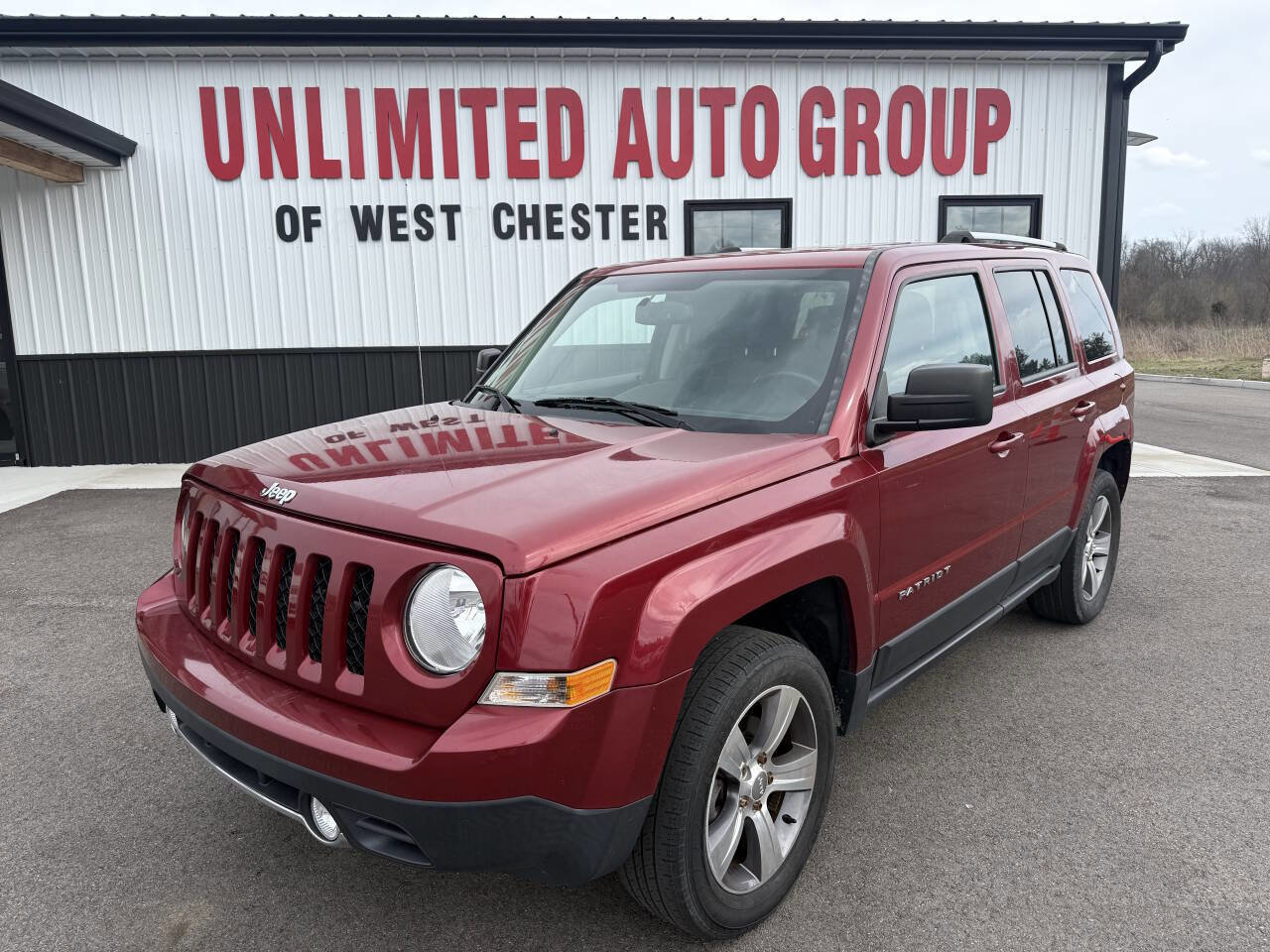 Used 2017 Jeep Patriot High Altitude image 1