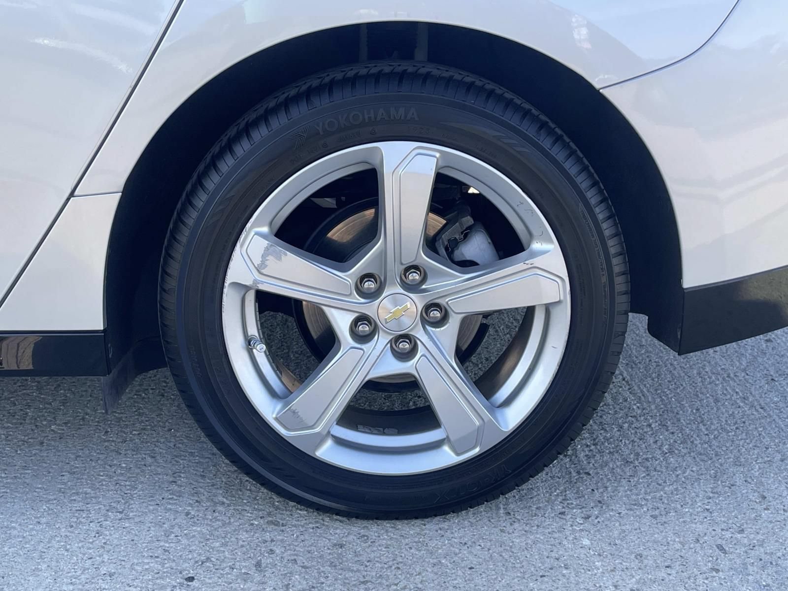 Used 2018 Chevrolet Volt LT w/ LT Driver Confidence Package FWD image 25