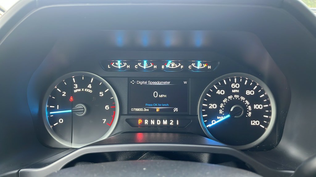 Used 2017 Ford F150 XLT w/ Equipment Group 302A Luxury AWD/4WD image 12