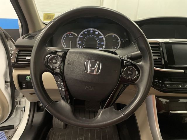 Used 2017 Honda Accord EX-L image 14
