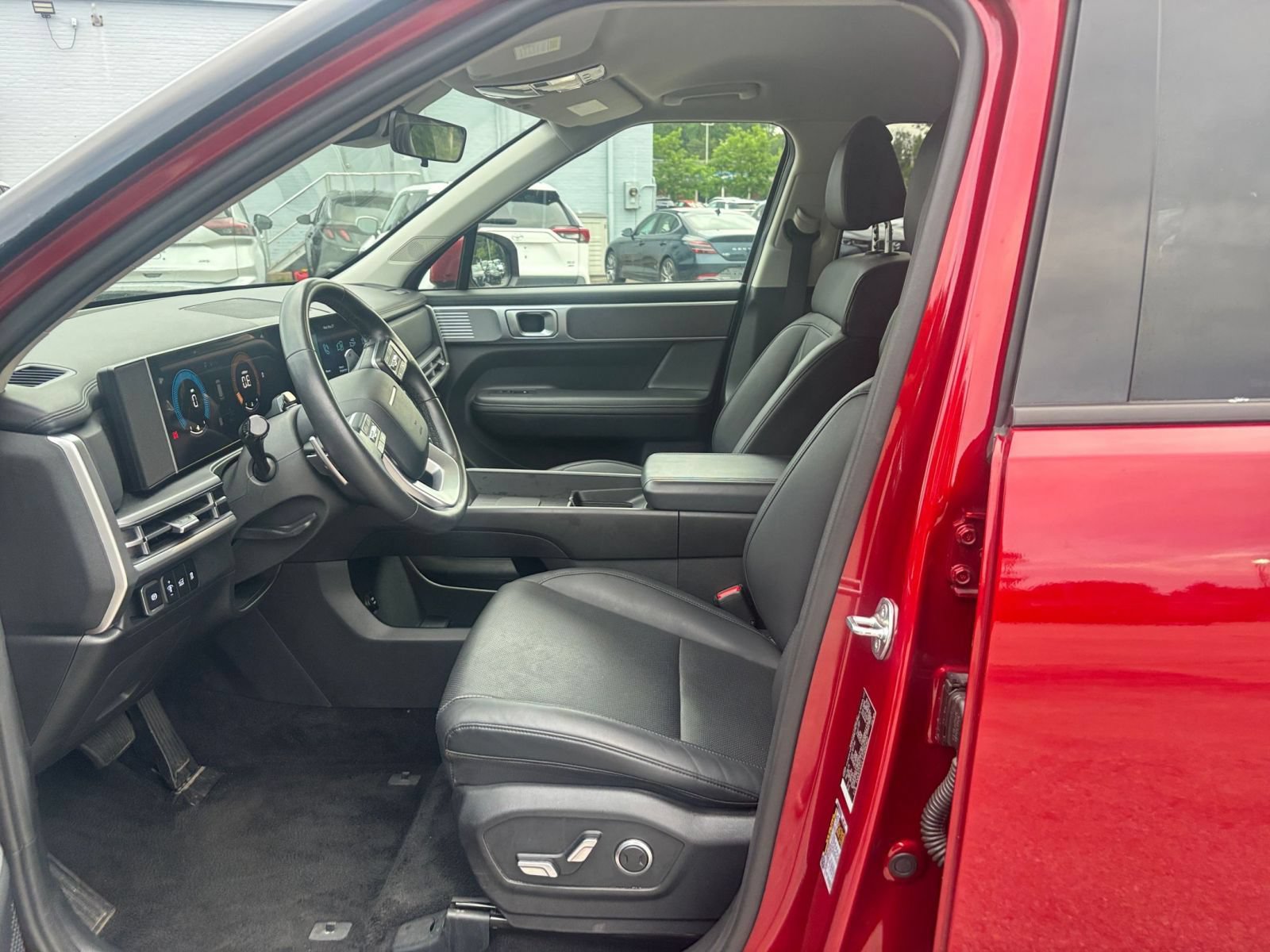 Used 2025 Hyundai Santa Fe SEL AWD/4WD image 28