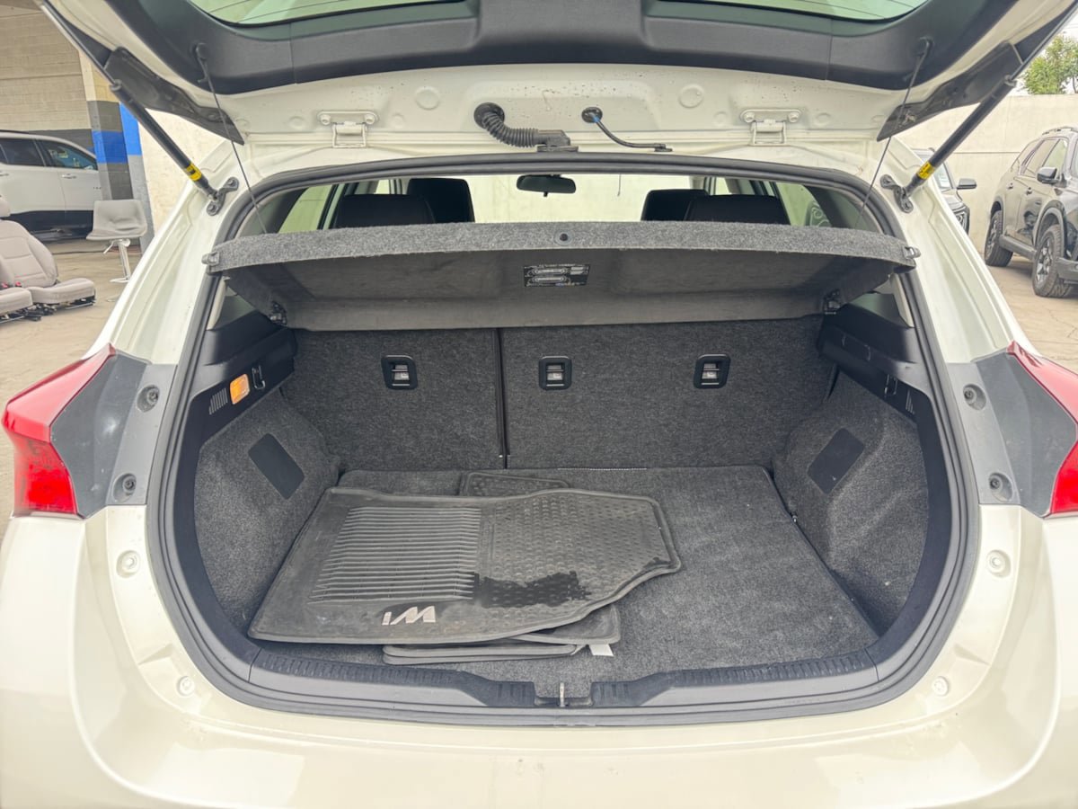 Used 2017 Toyota Corolla iM FWD image 20
