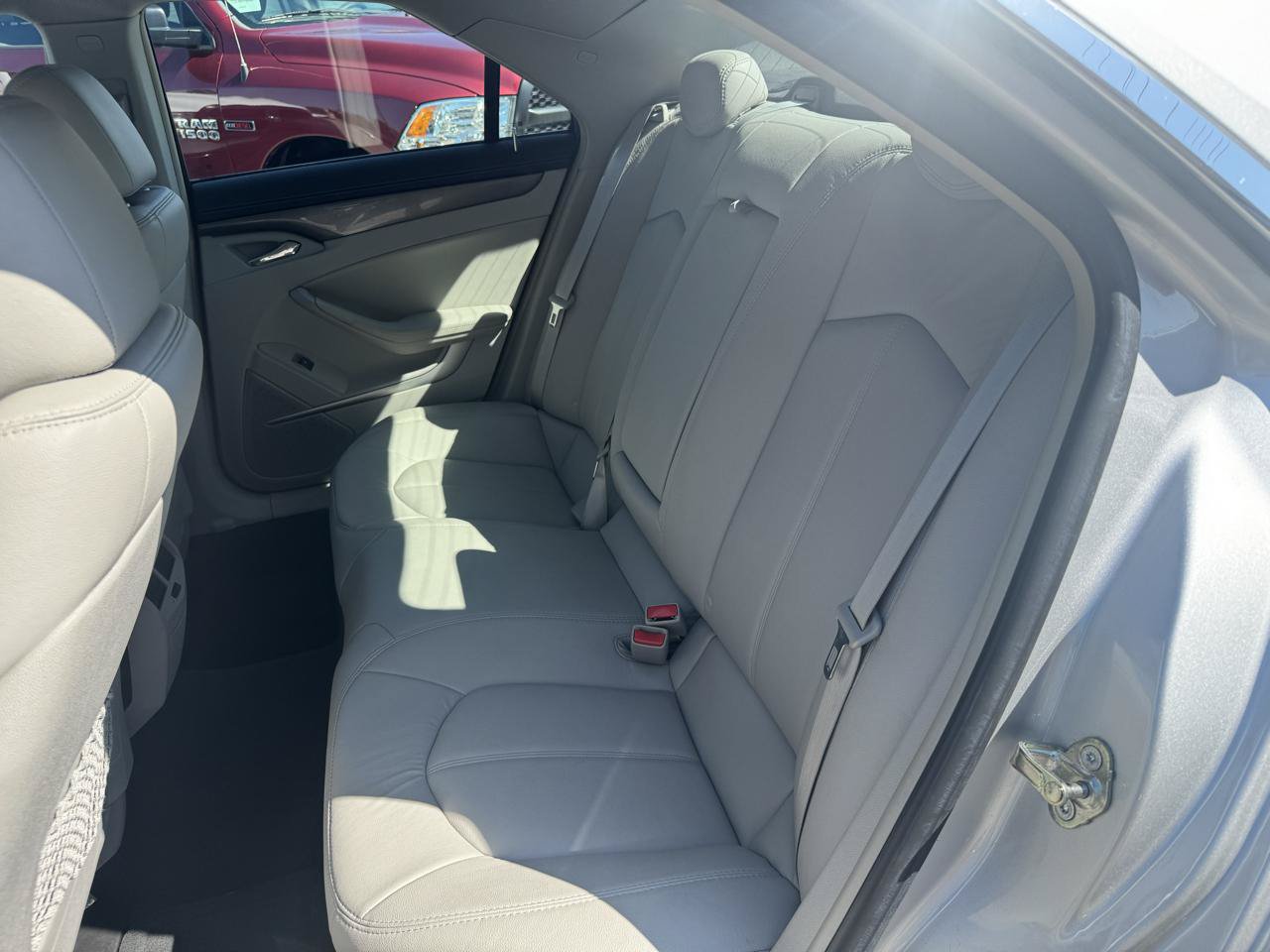 Used 2010 Cadillac CTS Sedan RWD image 15