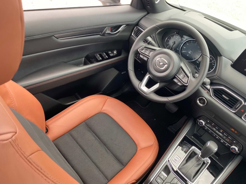 New 2025 MAZDA CX-5 Carbon Edition image 27