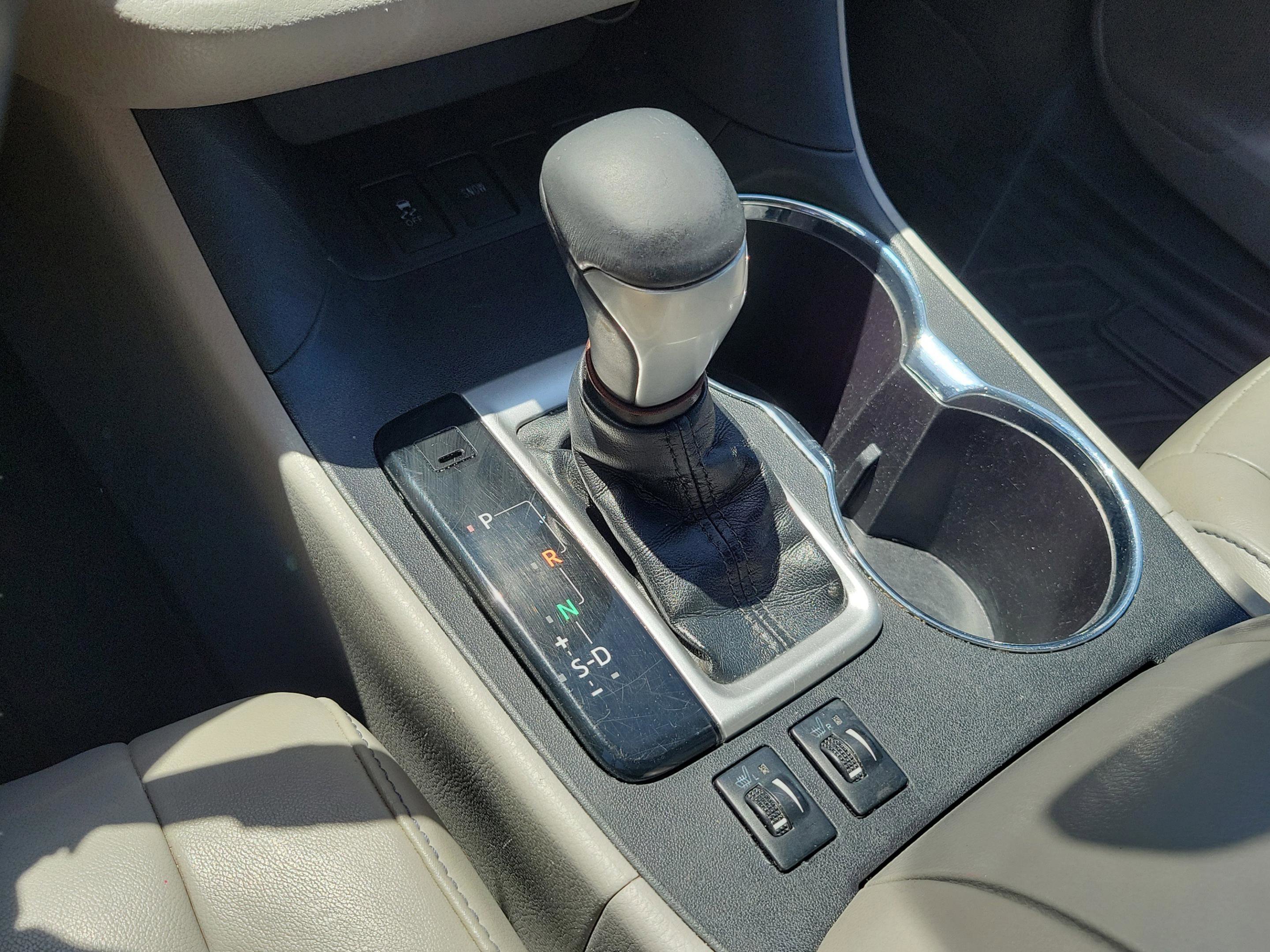 Used 2015 Toyota Highlander XLE image 34