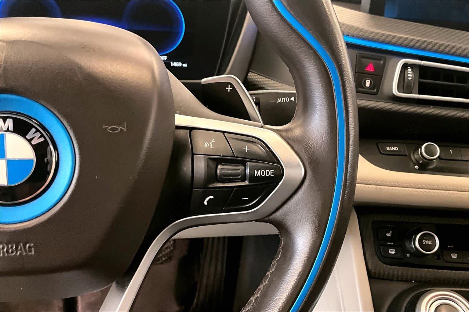 Used 2019 BMW i8 Coupe AWD/4WD image 21