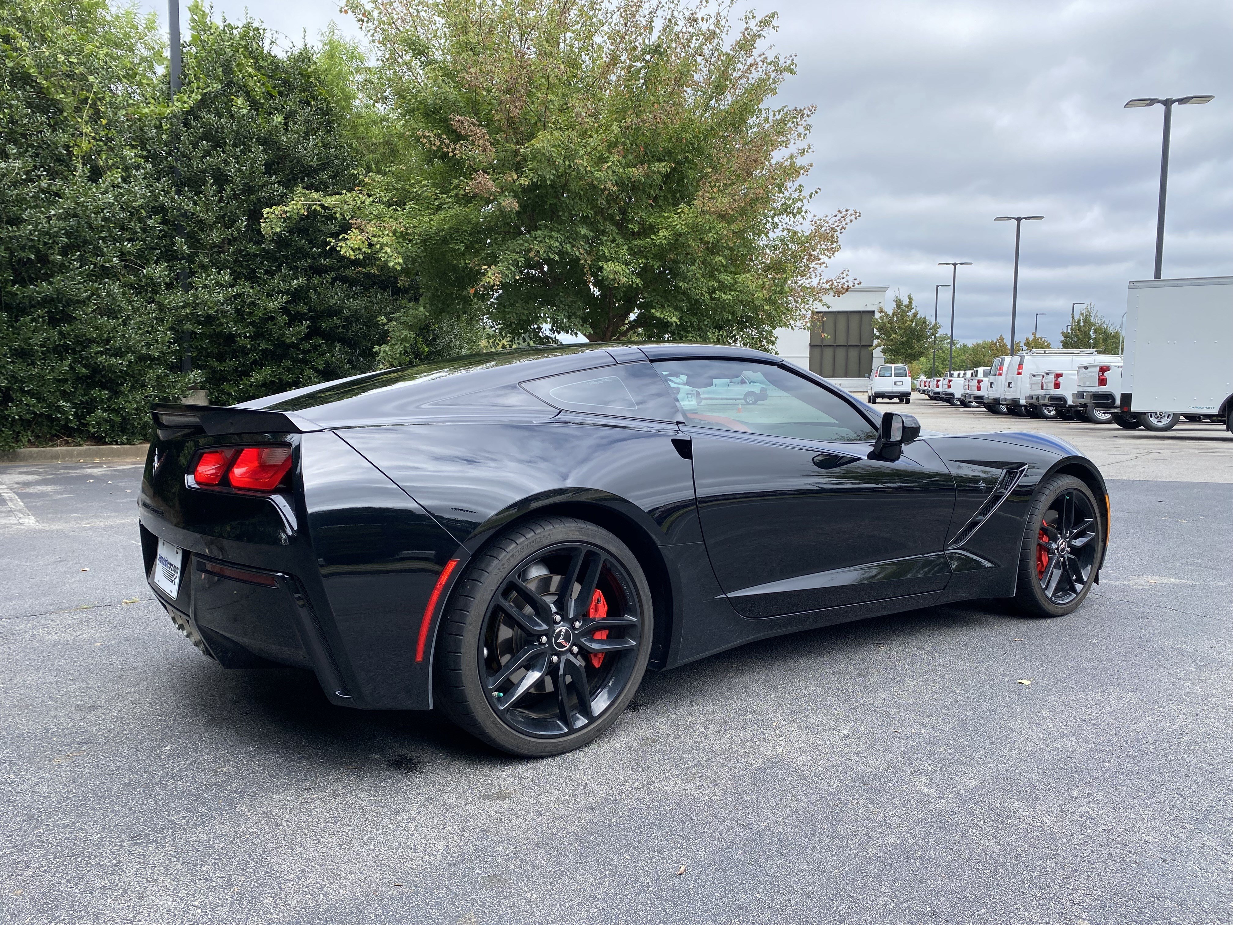 Used 2015 Chevrolet Corvette Stingray Coupe w/ 3LT Preferred Equipment Group RWD image 9