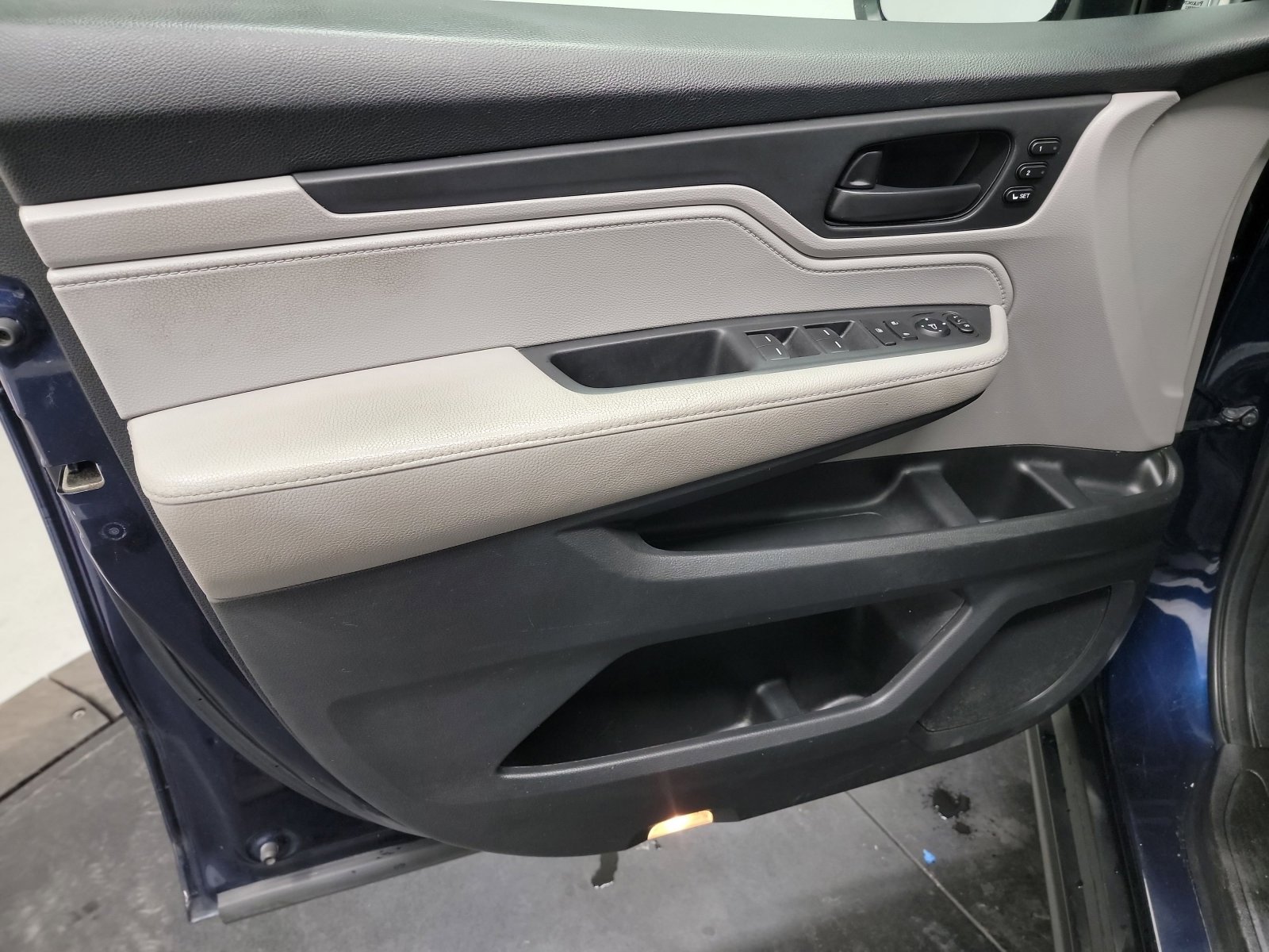 Used 2018 Honda Odyssey EX-L image 13