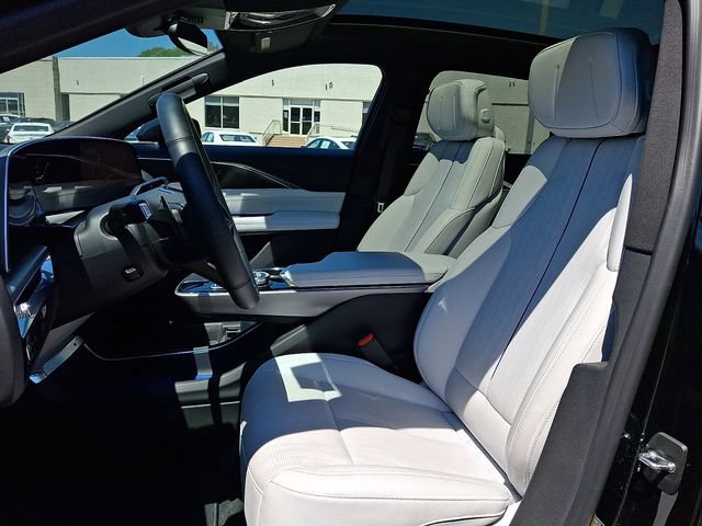 Certified 2024 Cadillac Lyriq Sport w/ LPO, Floor Liner Package AWD/4WD image 15
