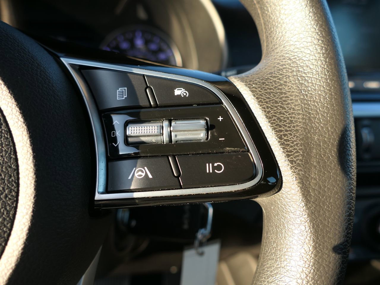 Used 2023 Kia Forte LXS w/ LXS Technology Package image 20