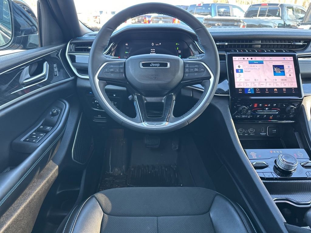 Used 2024 Jeep Grand Cherokee Trailhawk w/ Luxury Tech Group III image 18