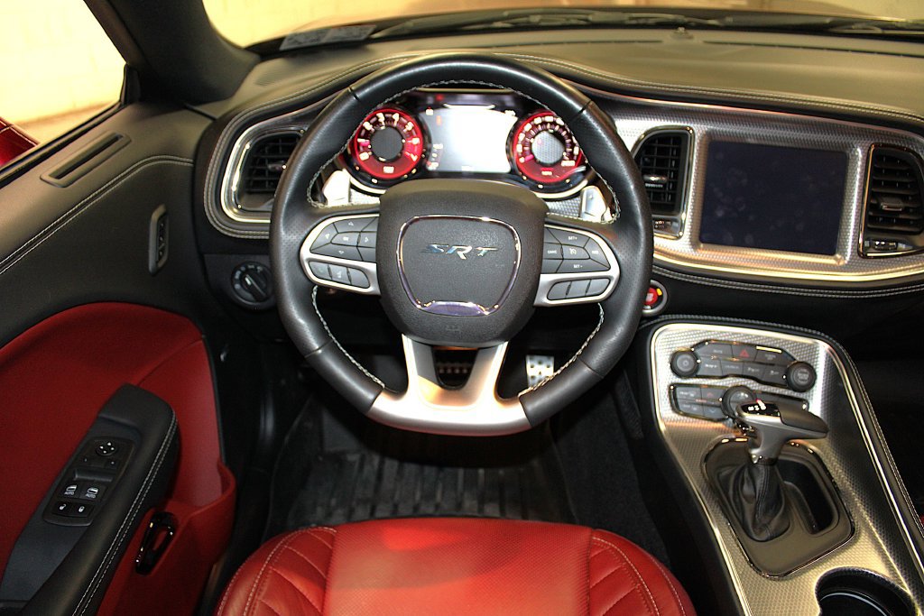 Used 2022 Dodge Challenger SRT Hellcat w/ Plus Package RWD image 13