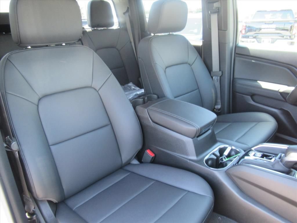 New 2026 GMC Canyon Elevation w/ Convenience Package RWD image 9