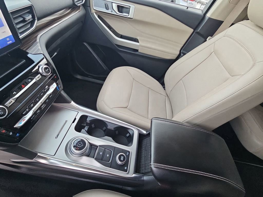 Used 2022 Ford Explorer Limited w/ Hybrid Equipment Group 310A image 18