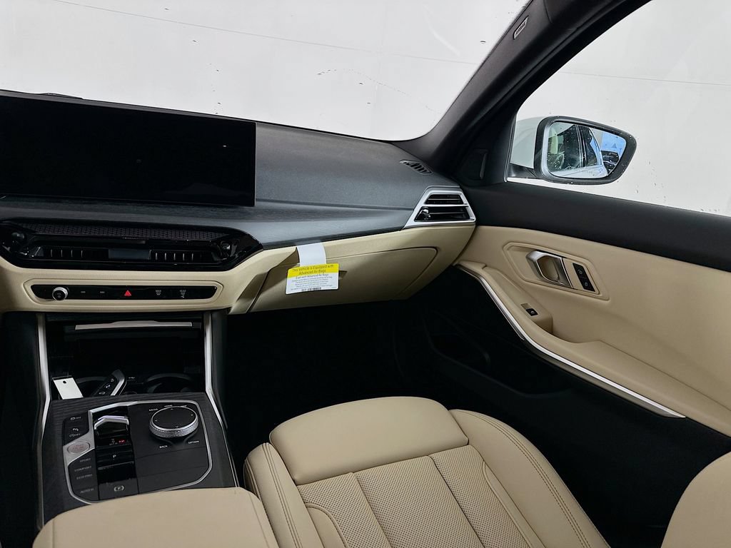 Used 2026 BMW 330i xDrive Sedan w/ Convenience Package AWD/4WD image 29