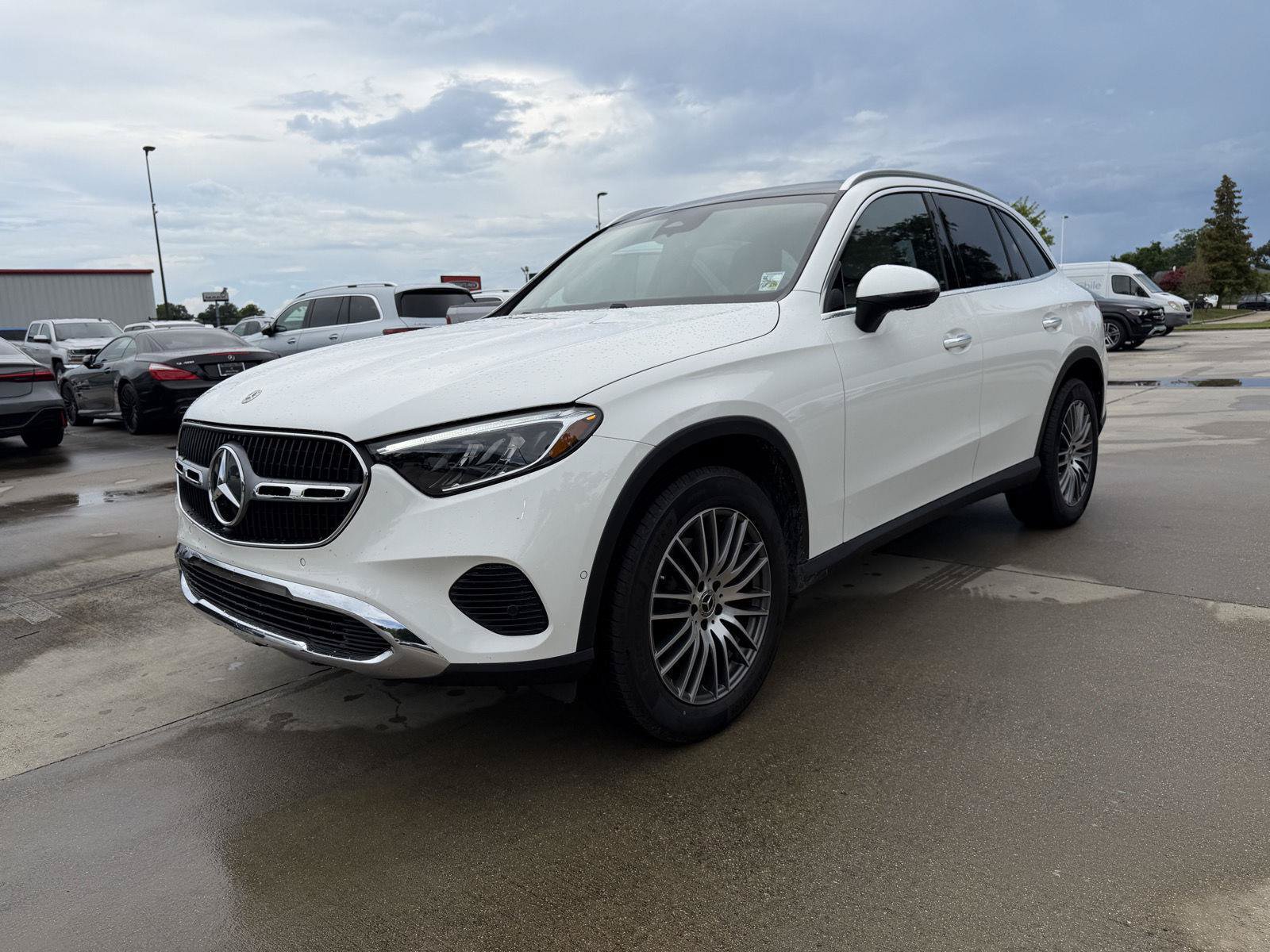 Certified 2026 Mercedes-Benz GLC 300 4MATIC image 3