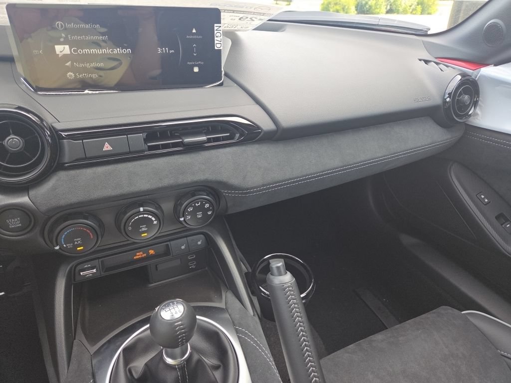 New 2026 MAZDA MX-5 Miata RF Club RWD image 20