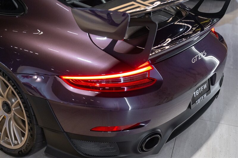 Used 2018 Porsche 911 GT2 RS RWD image 16
