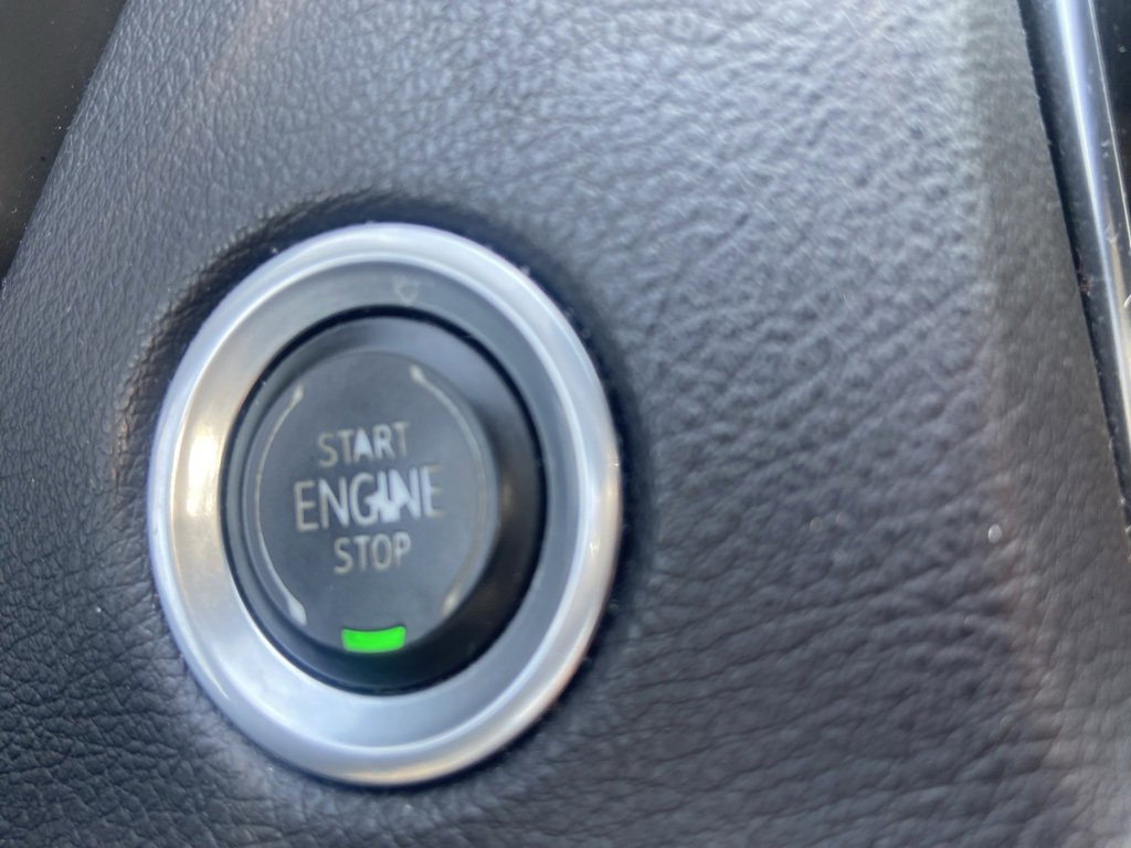 Used 2019 Cadillac XT4 Premium Luxury image 19