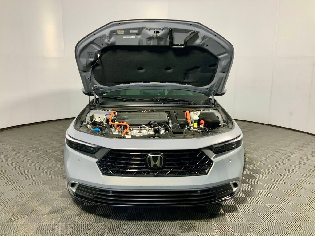Used 2025 Honda Accord Touring image 8