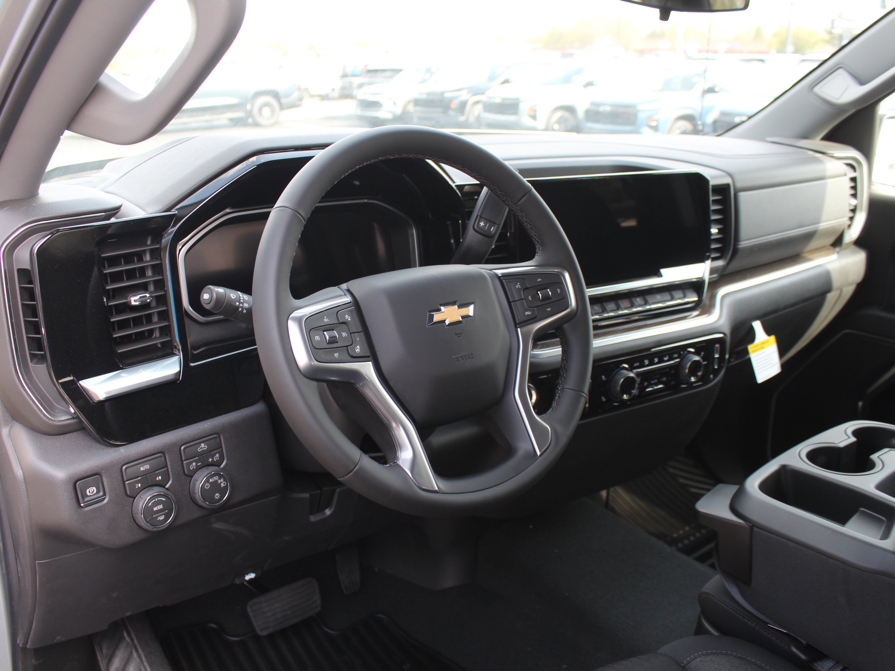 New 2026 Chevrolet Silverado 1500 LT AWD/4WD image 10