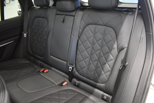 Used 2025 BMW X5 xDrive40i AWD/4WD image 7