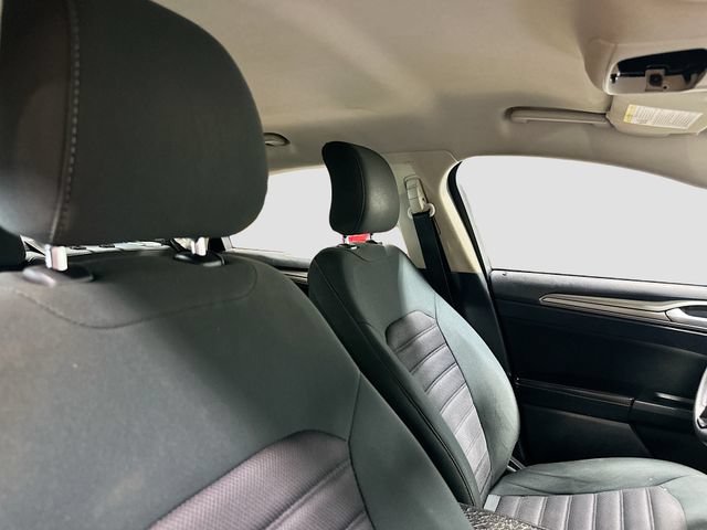Used 2018 Ford Fusion SE w/ Fusion SE Technology Package FWD image 23