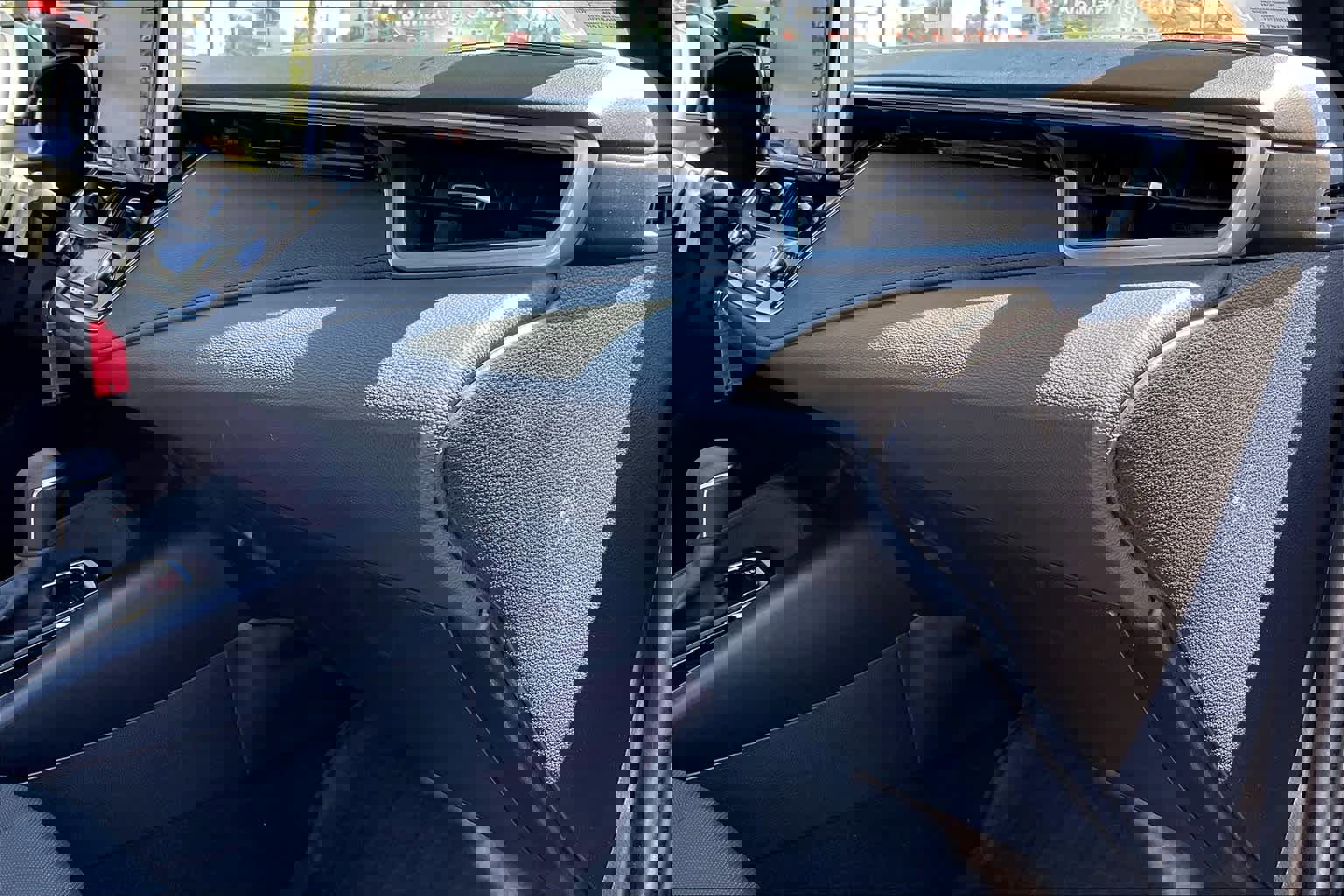 Used 2020 Toyota Corolla SE image 17