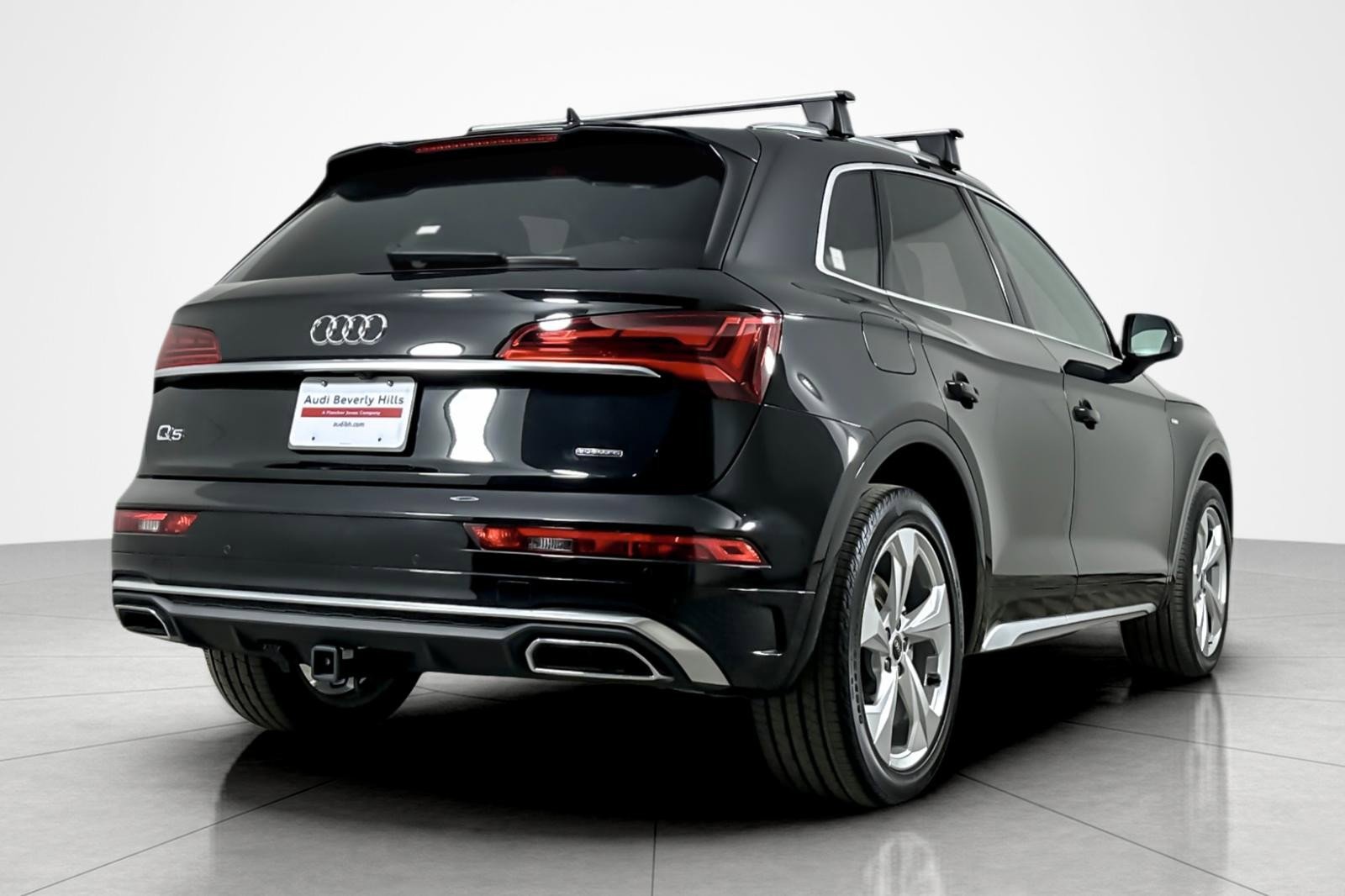 Used 2023 Audi Q5 2.0T Premium Plus w/ Premium Plus Package image 5