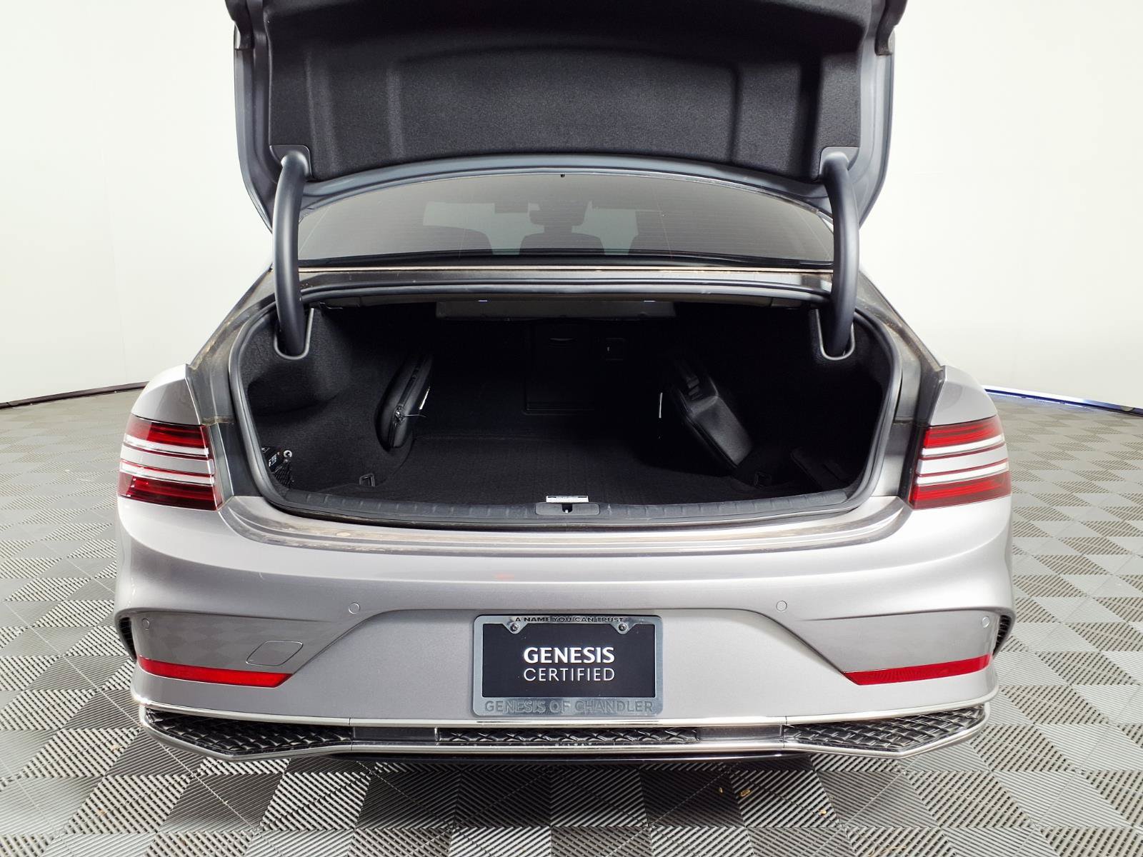 Certified 2026 Genesis G80 2.5T Advanced AWD/4WD image 8