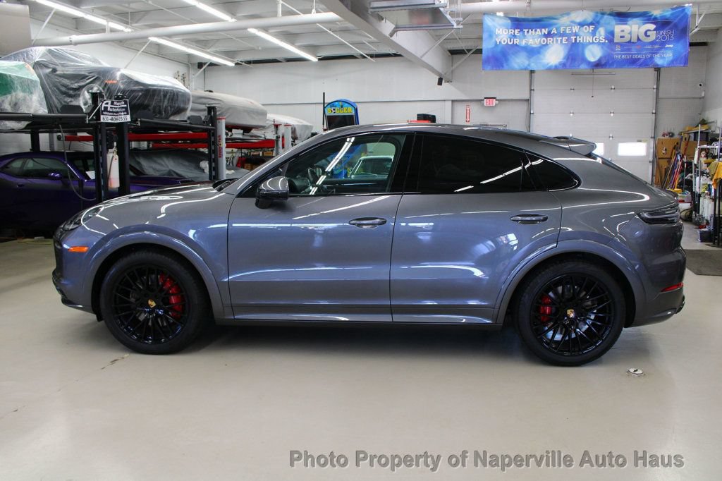 Used 2023 Porsche Cayenne GTS w/ Premium Package AWD/4WD image 4
