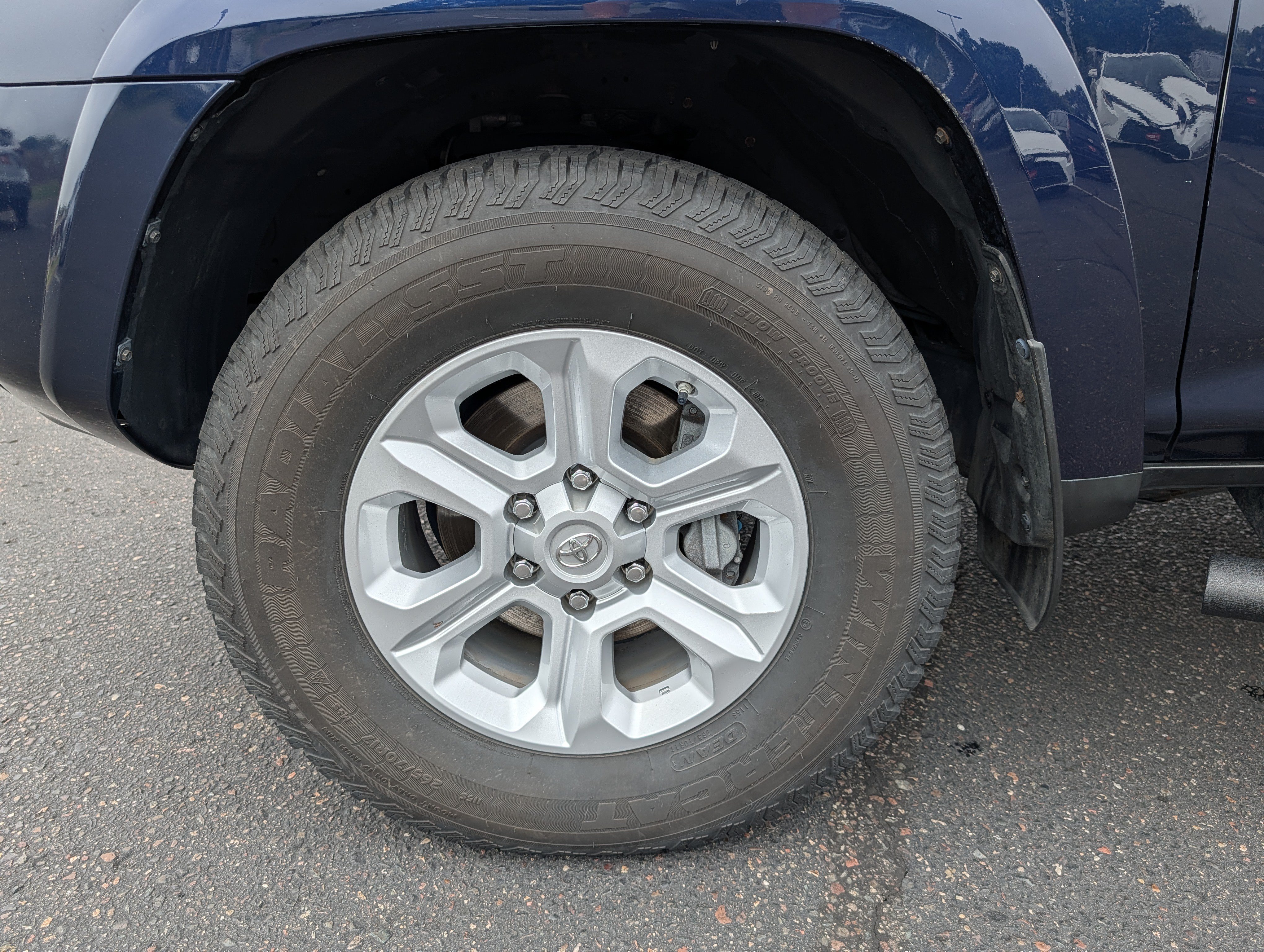 Certified 2019 Toyota 4Runner SR5 Premium AWD/4WD image 18