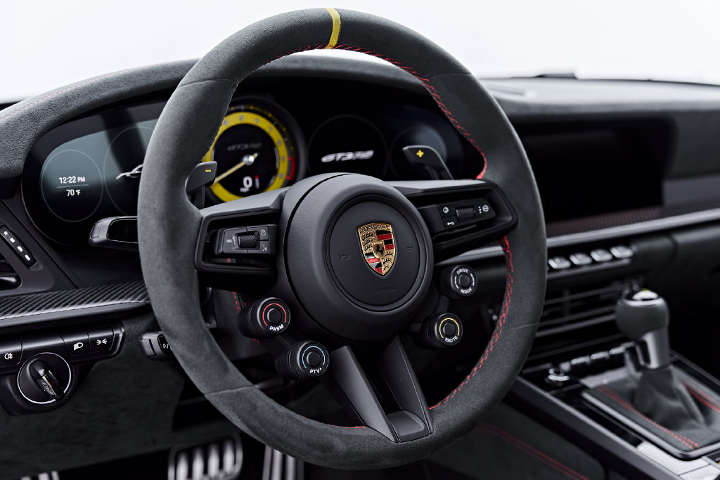 Used 2025 Porsche 911 GT3 RS w/ Weissach Package RWD image 50