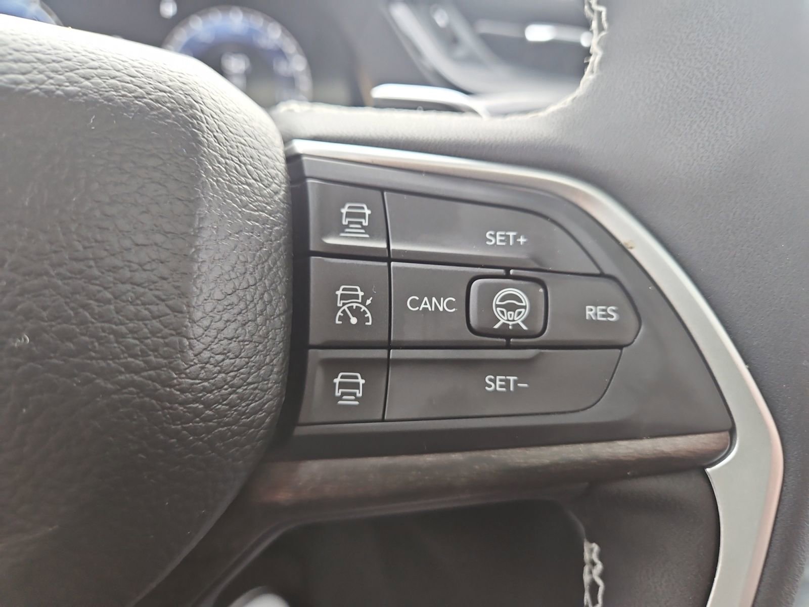 New 2026 Jeep Grand Cherokee L Limited image 25