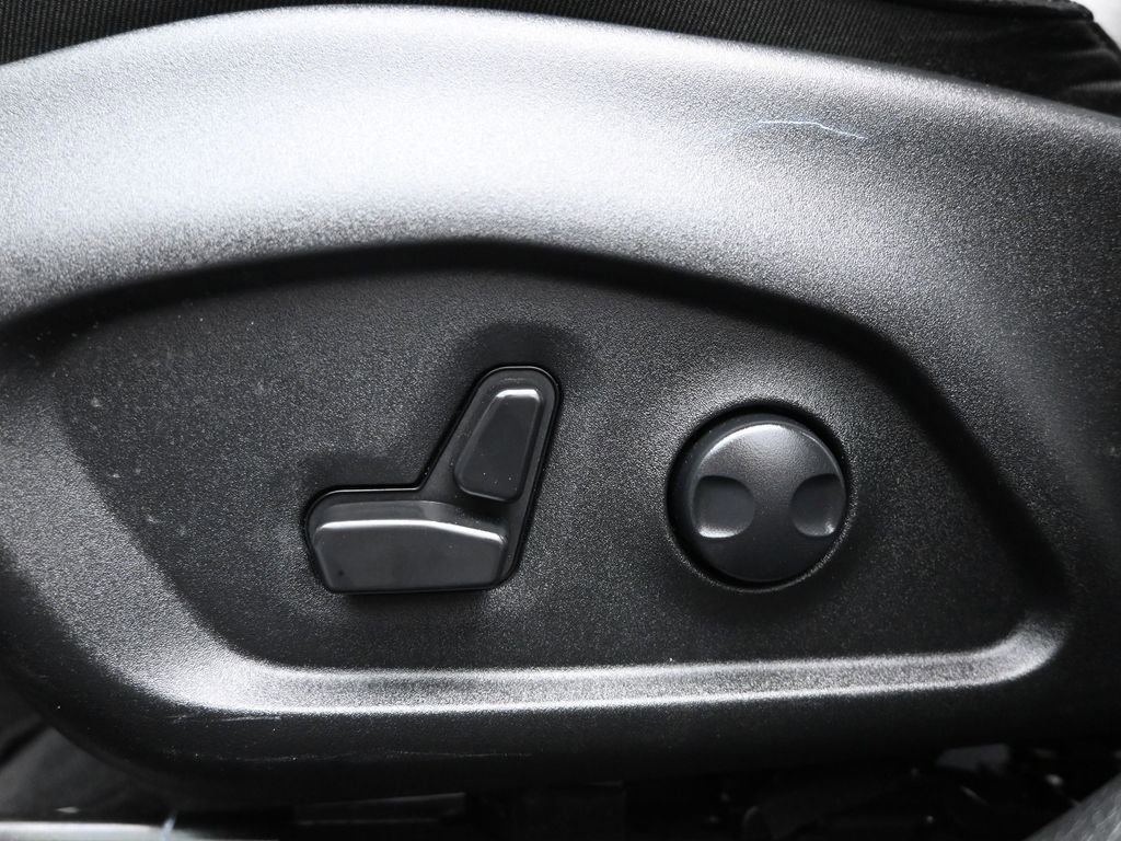 Used 2024 Jeep Compass Limited image 11