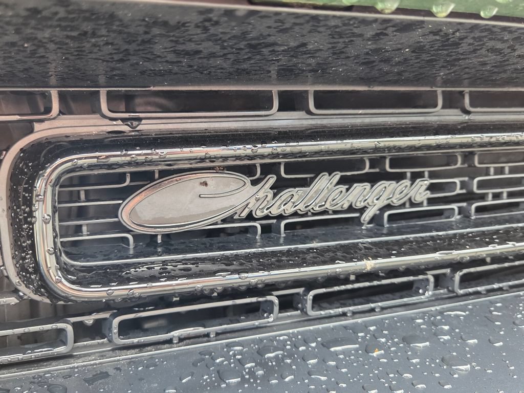 Certified 2023 Dodge Challenger R/T w/ Plus Package RWD image 9